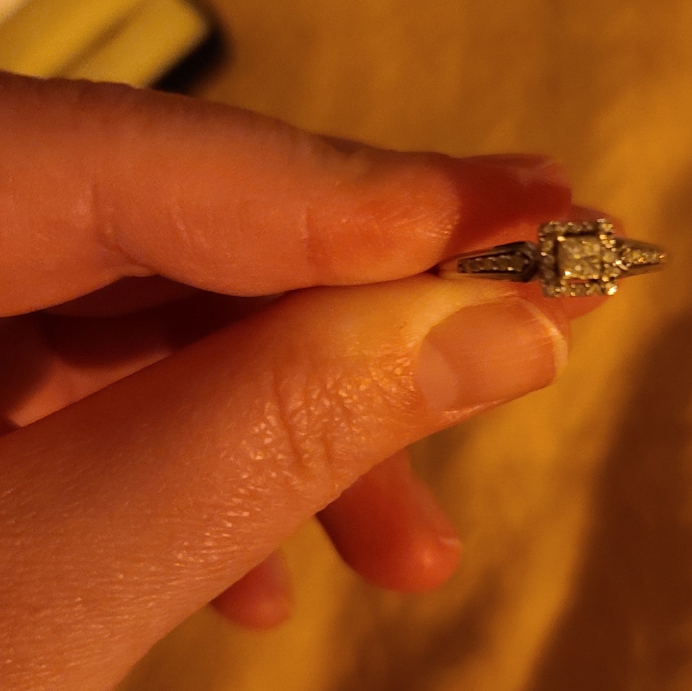 Kay's silver diamond chip promise ring